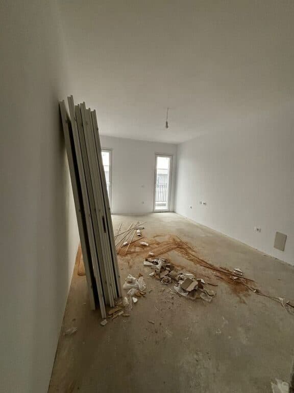 🏡 Apartament 2+1+2 + Vend Parkimi për Shitje – Univers City 4