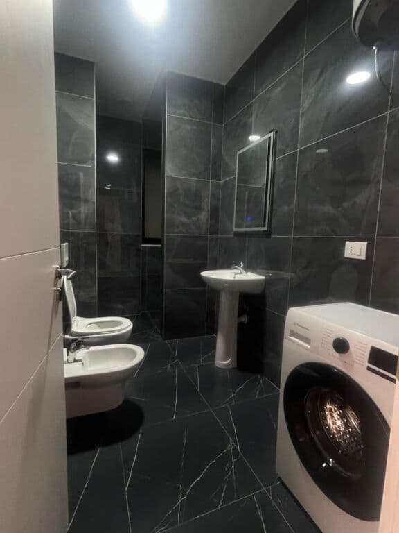 🏙️ APARTAMENT 1+1 ME QIRA | URBAN GATE – ASTIR 3