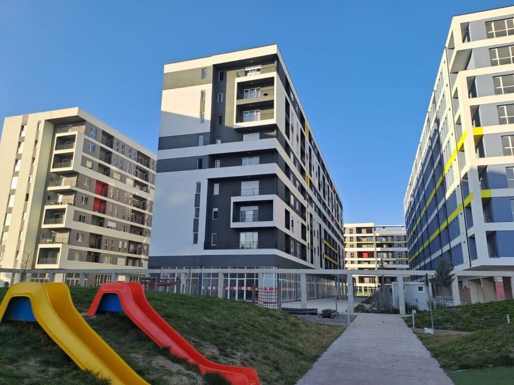 🏢 NJËSIA E SHËRBIMIT PËR SHITJE – UNIVERS CITY