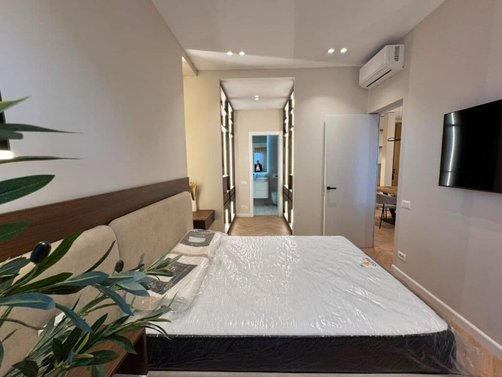 🏡 PËR SHITJE | APARTAMENT LUKS 2+1+2 – NDËRTIMI TIRANA GARDEN 4