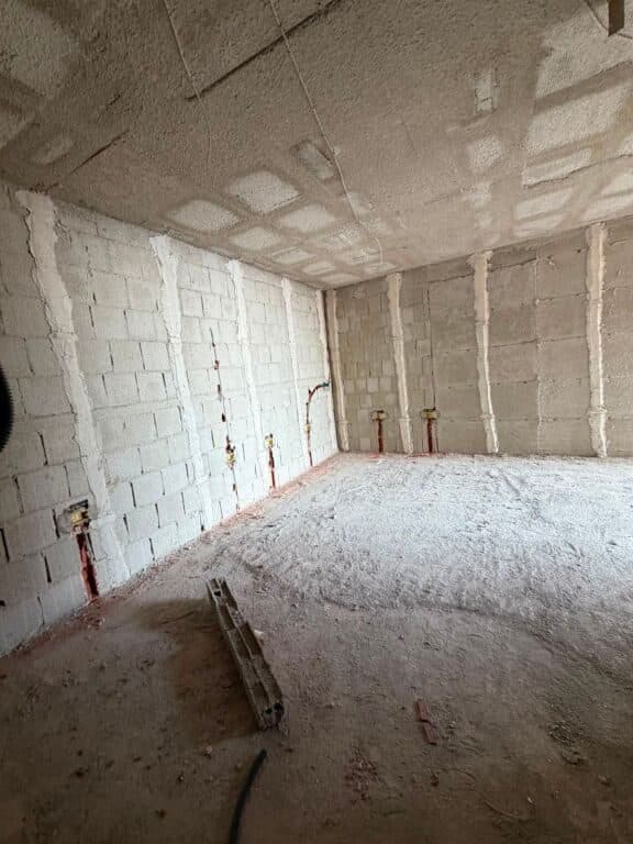 🏡🌊 APARTAMENT 2+1 PËR SHITJE ME PAMJE PANORAMIKE TË DETIT – SHTËPIA E ARTË, SHËNGJIN ✨