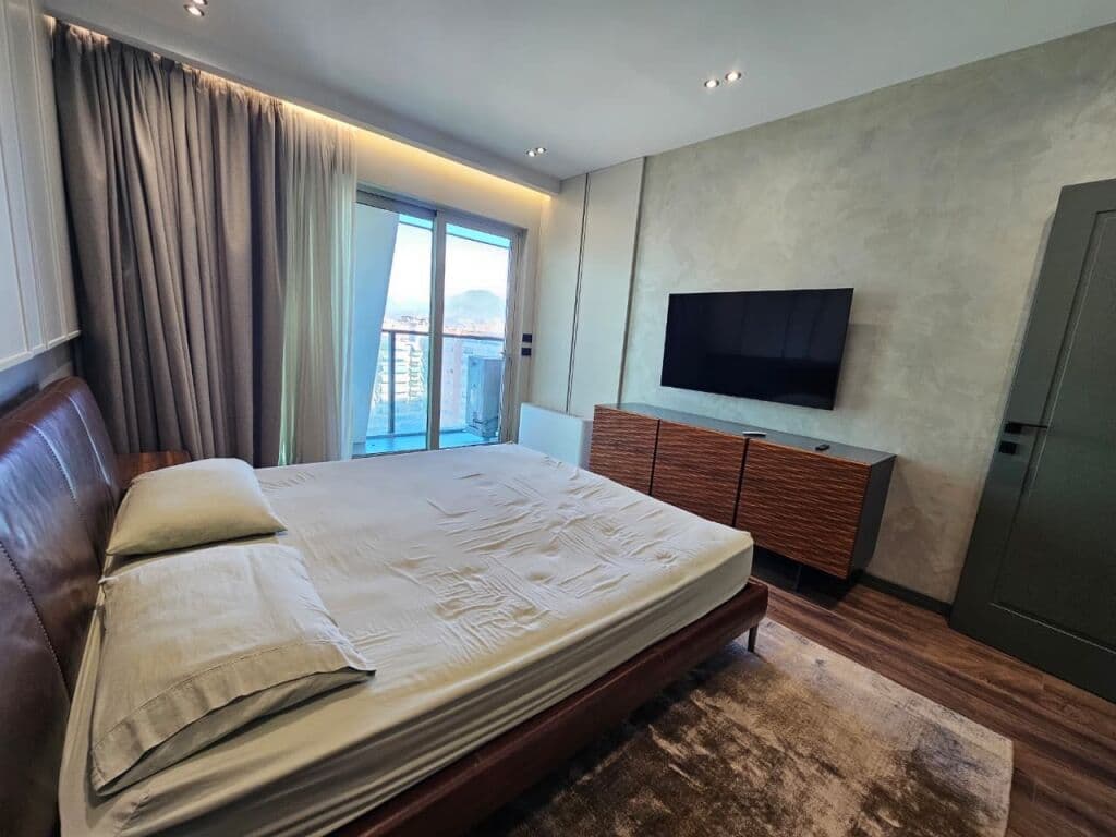 ✨ LUKS I KOMODITET – APARTAMENT 2+1+2 PËR QIRA📍 Ambasador 3 – Tiranë 3