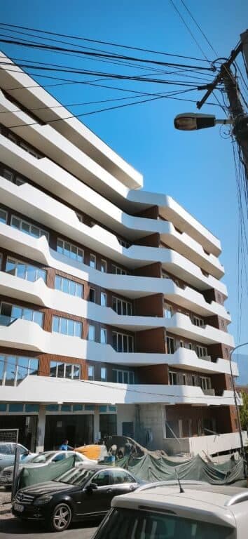 🏡 APARTAMENT PËR SHITJE 2+1+2 – RRUGA ELBASAN 2