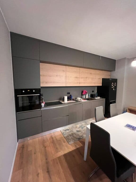 🏡 PËR SHITJE APARTAMENT 2+1+2 NË KOMPLEKSIN PANORAMA