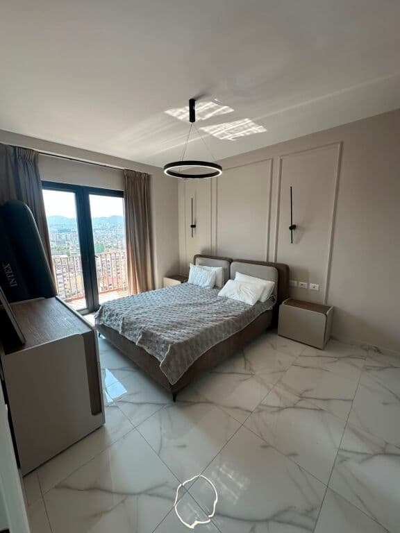 🏡 PËR QIRA – APARTAMENT SUPER 3+1+2 Ndërtesa Tirana Garden