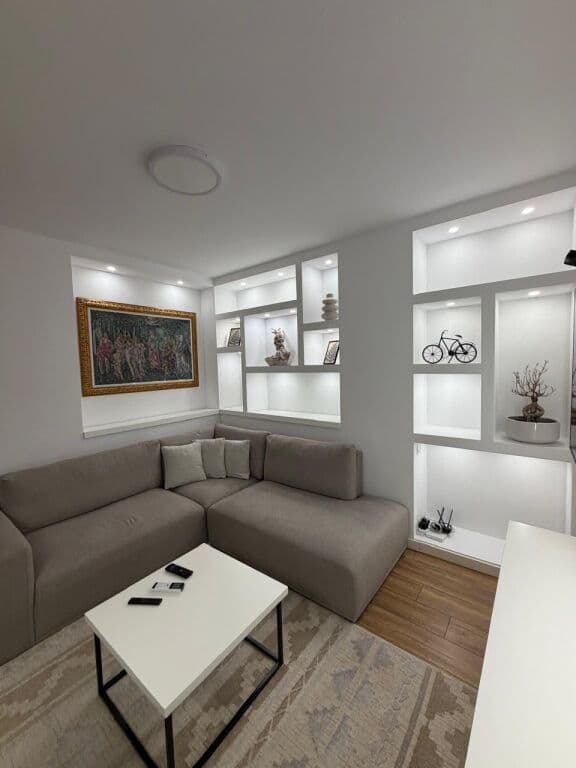 🏡 PËR QIRA | APARTAMENT 2+1 – ASTIR 2