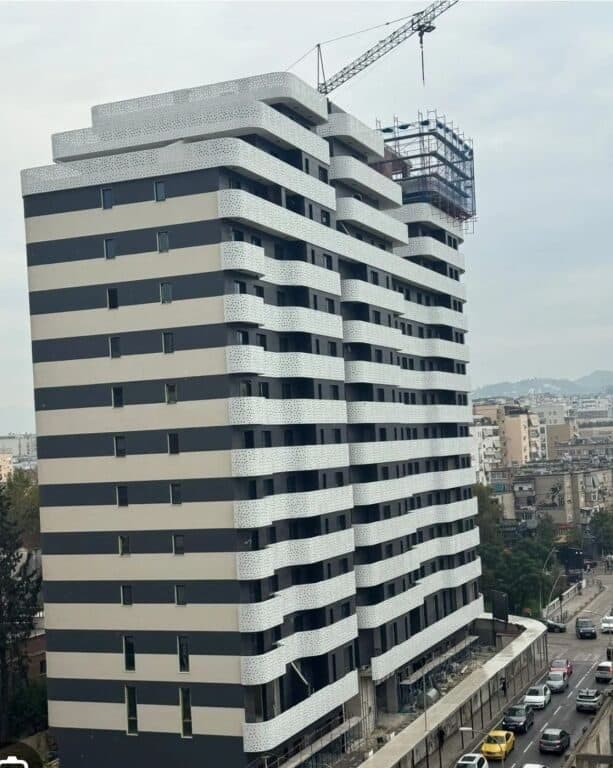 🏡 PËR SHITJE APARTAMENT 3+1+2 – REZIDENCË NË KËND ✨ 2