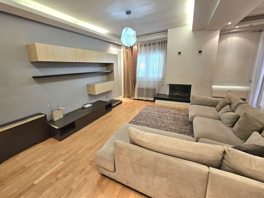 🔥 NJË APARTAMENT, DY MUNDËSI INVESTIMI! 🏡 📍 Apartamenti 2+1+2 për Shitje – Myslym Shyri 4