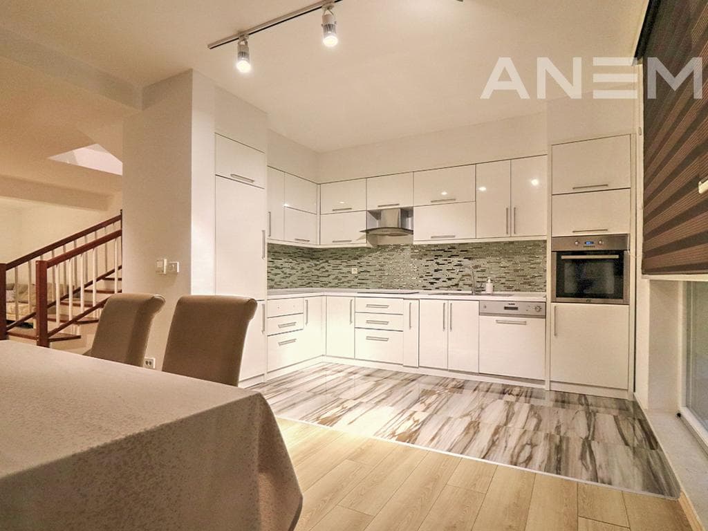 Shtëpi me qira 174m² në Marigona Residence