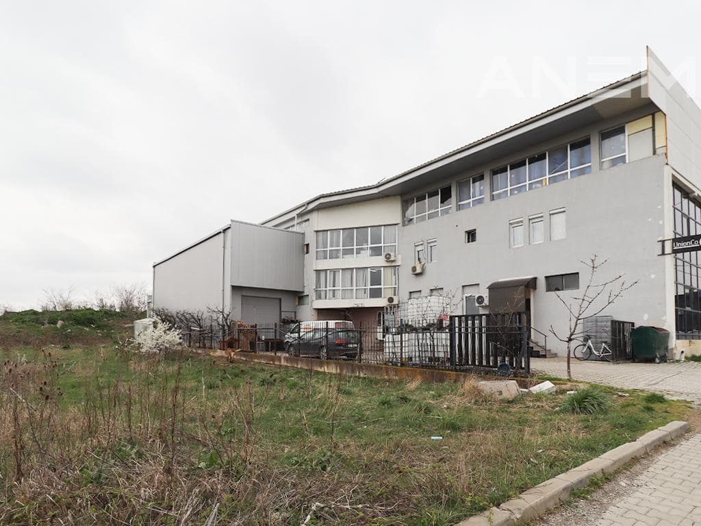 Objekt me qira 1200m² në Çagllavicë