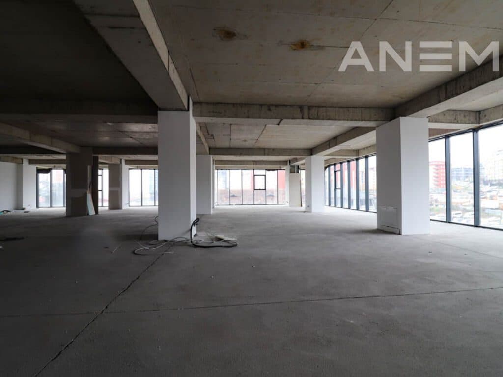 Zyre me qira 500m² në lagjen Lakrishtë - Prime Residence 2