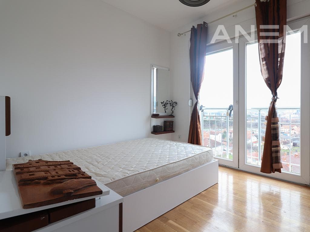 Banesë në shitje 67m² në Kalabri 4