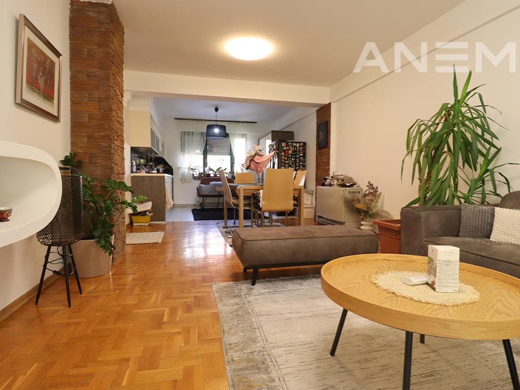 Banesë në shitje 110m² në Kalabri 3
