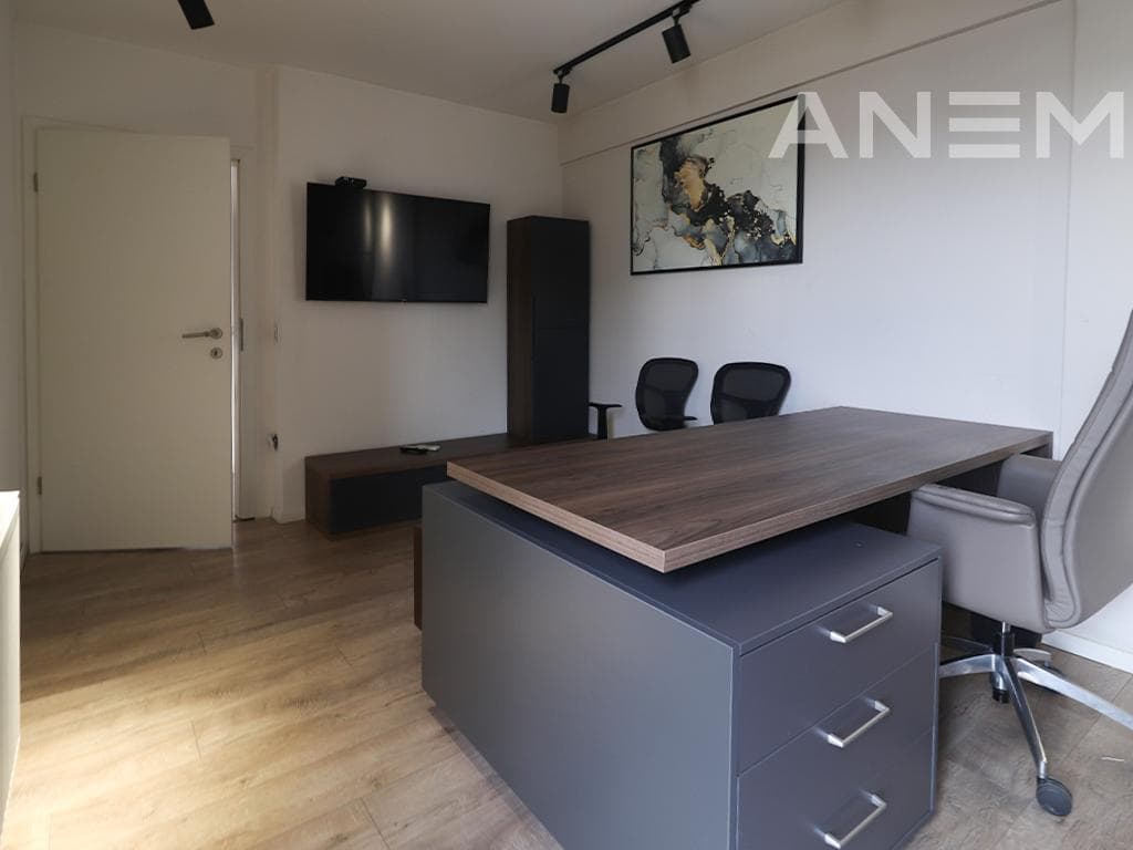 Zyre me qira me 3 hapësira pune në Arbëri 2