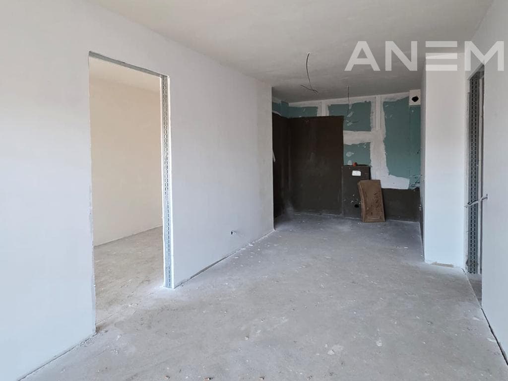Banesë në shitje 190.55m² + 51.55m² tarracë në Marigona hill 4