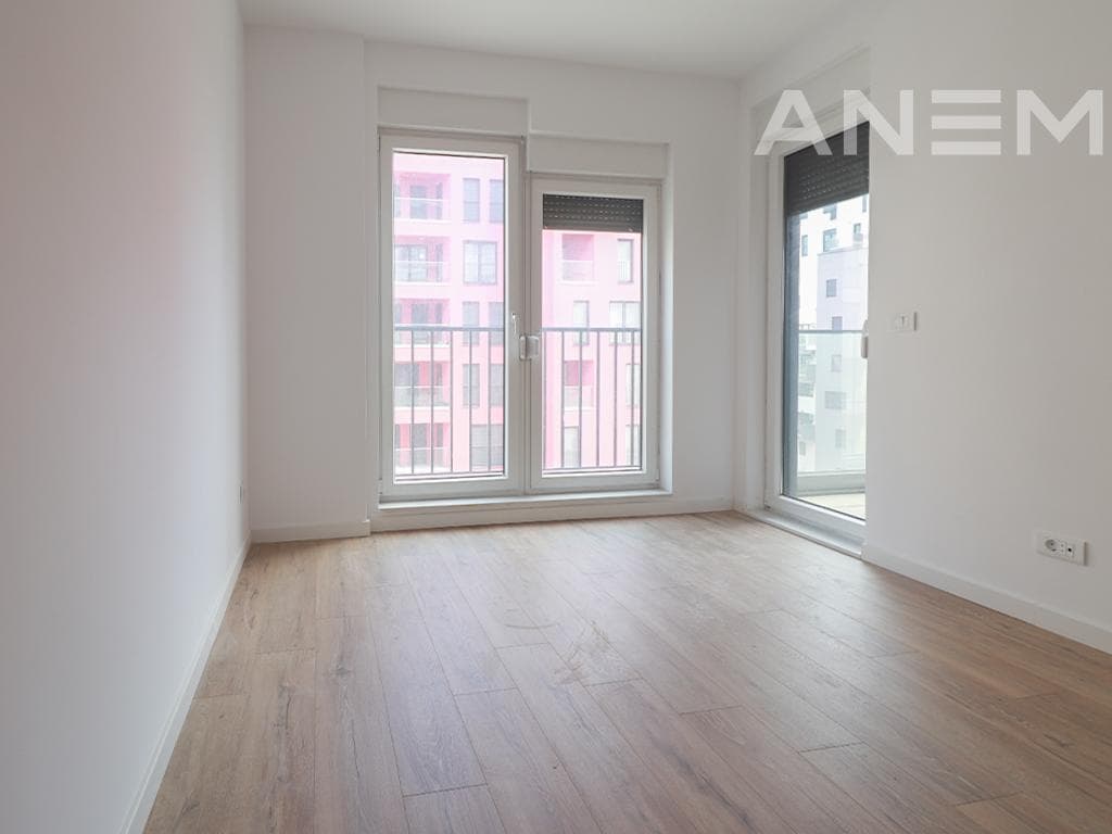 Banesë në shitje 86m² në Rrugën C