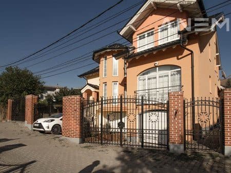 Shtëpi në shitje 200m² në lagjen Sofalia 2