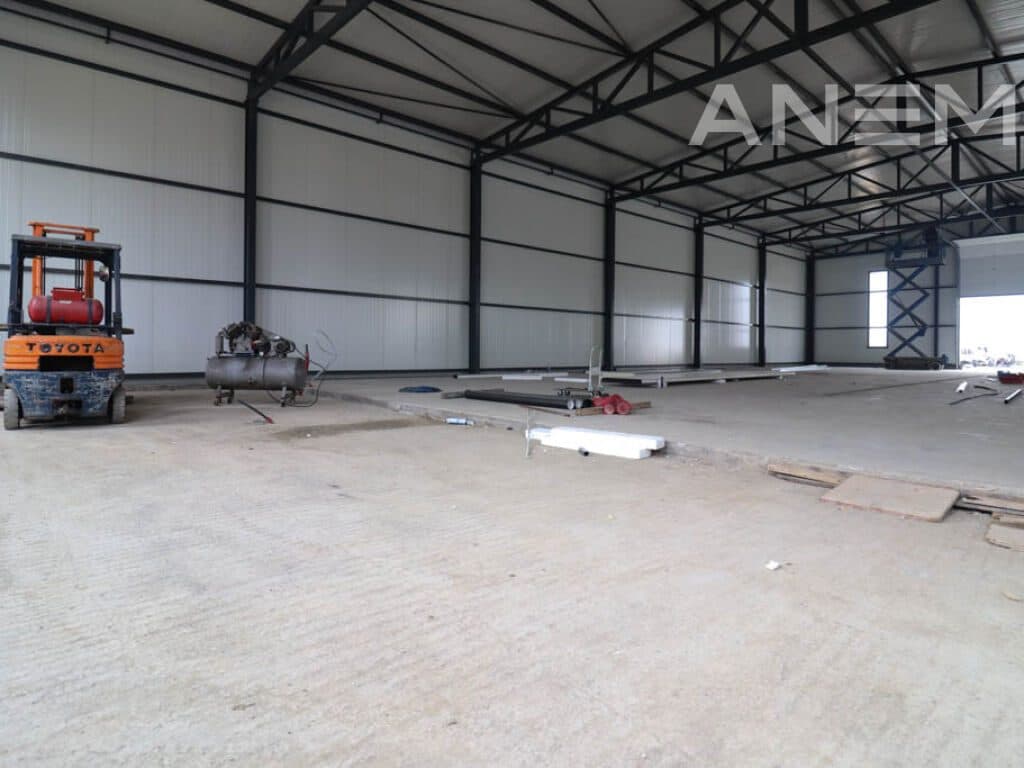Depo me qira 650m² në magjistralen Prishtinë - Çagllavicë
