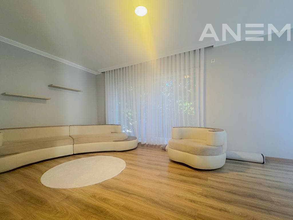 Shtëpi me qira 137m² në Marigona Residence