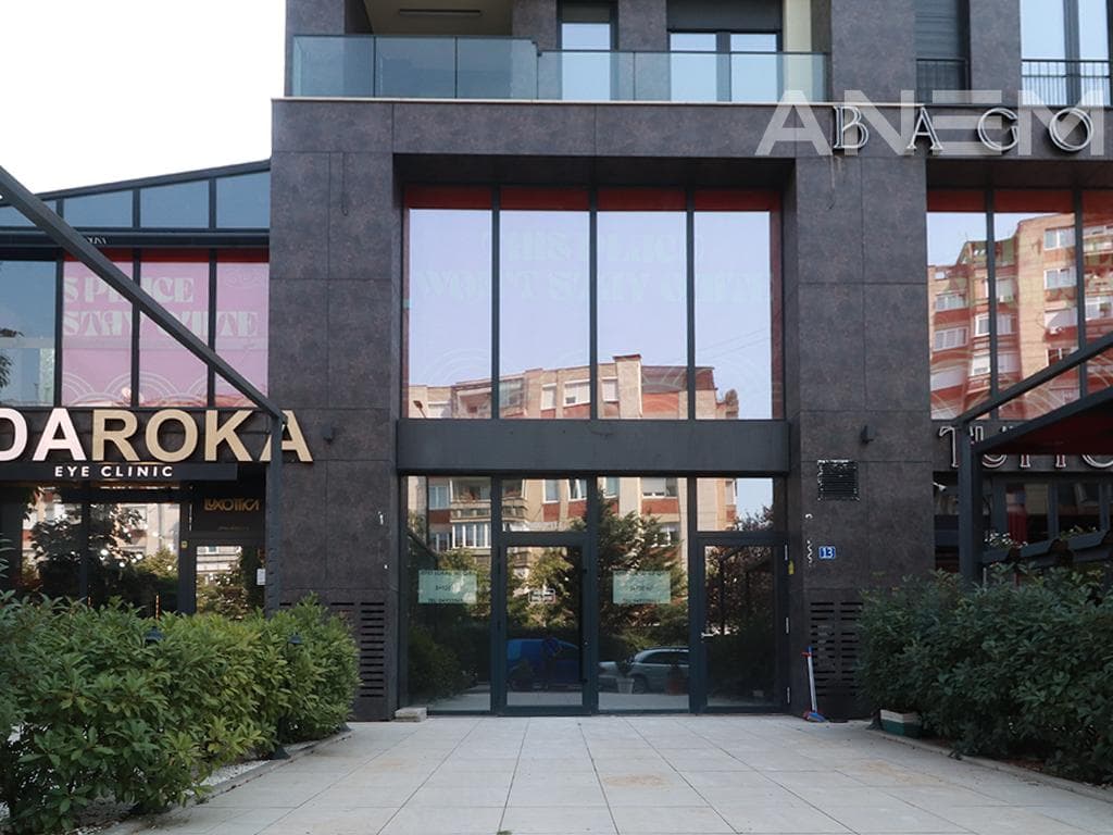 Lokal me qira me 1 hapësirë pune në Aktash