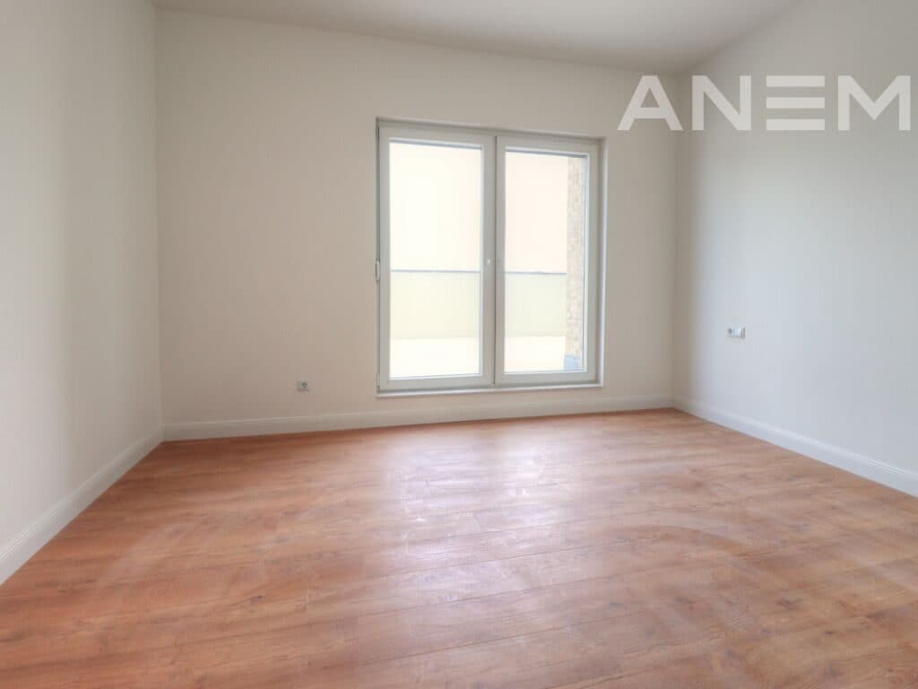 Banesë në shitje 91m² në Veternik 3