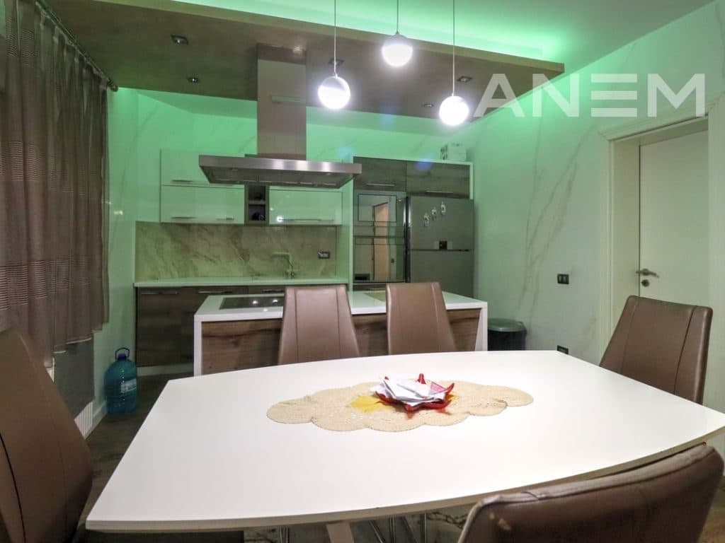 Shtëpi në shitje 320m² në lagjen Lagjja Jonë