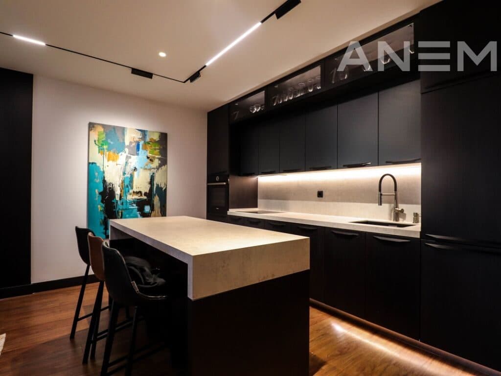 Banesë në shitje 106m² në Veternik 4