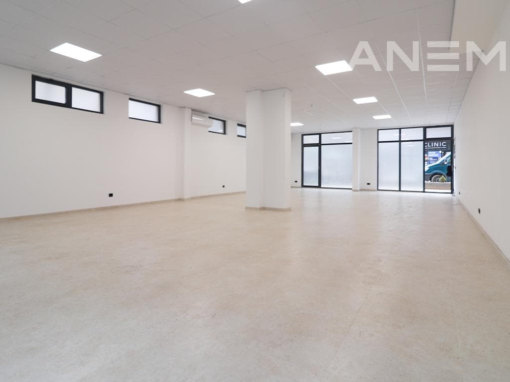 Lokal në shitje 133m² në Mati 1 2