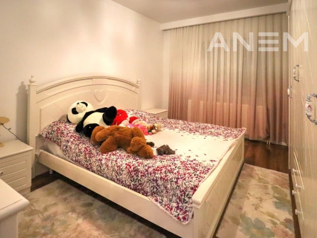 Shtëpi në shitje 320m² në lagjen Lagjja Jonë