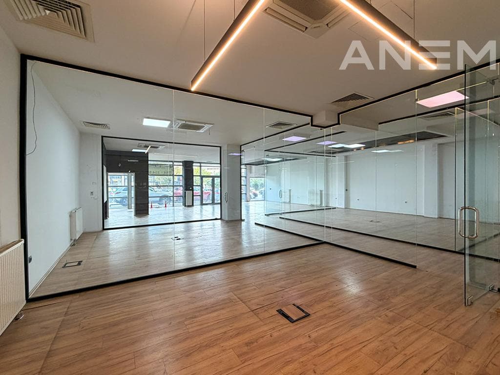 Lokal me qira 410m2 +200m2 bodrum në Qendër 2