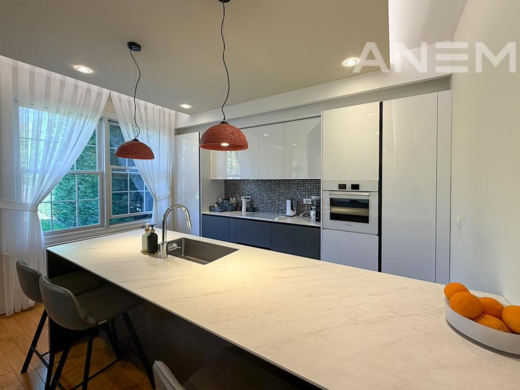Shtëpi në shitje 264m² në Fshatin Ndërkombëtar 3