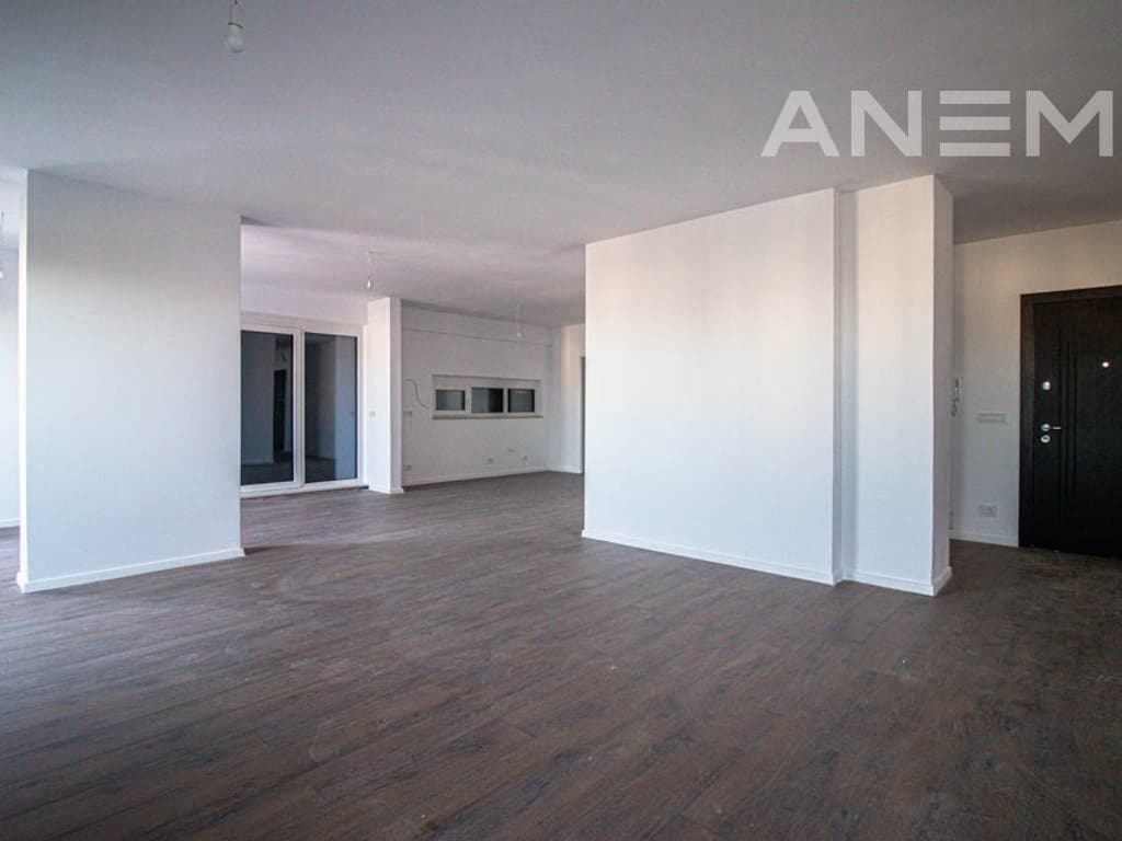 Penthouse në shitje 171m² dhe 36m² tarracë tek Prishtina e Re