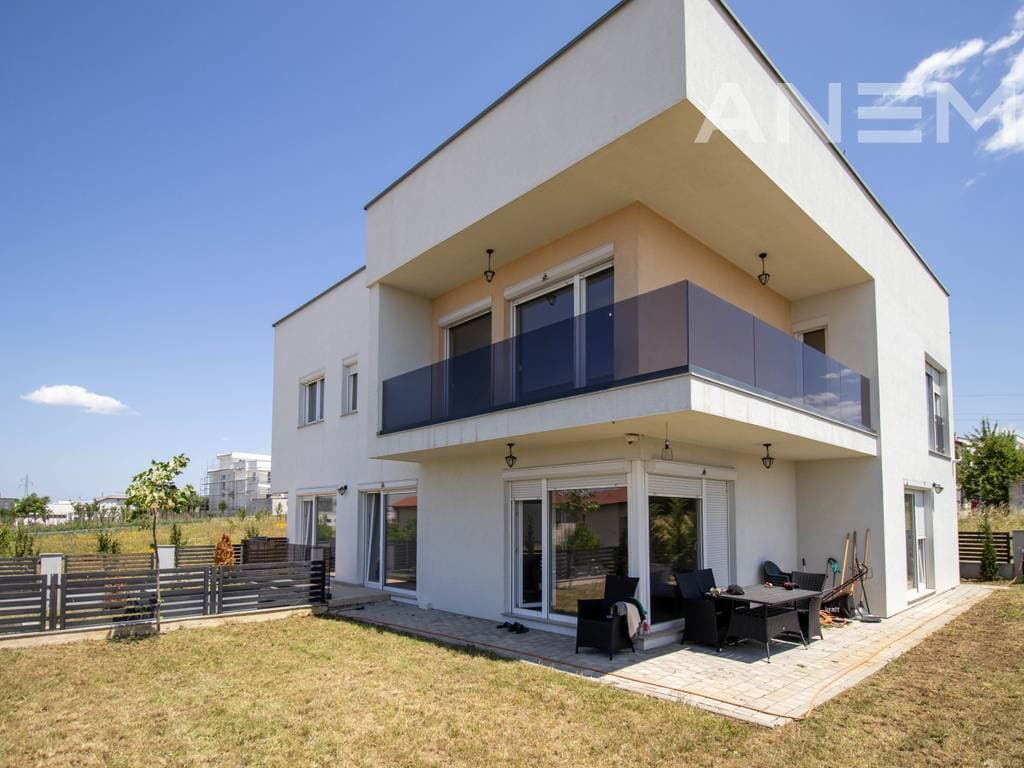 Shtëpi në shitje 457m² në Çagllavicë