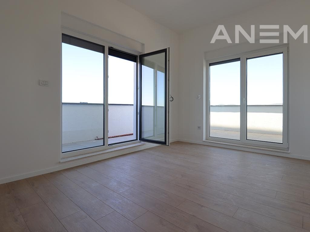 Penthouse në shitje 165m² në Arbëri
