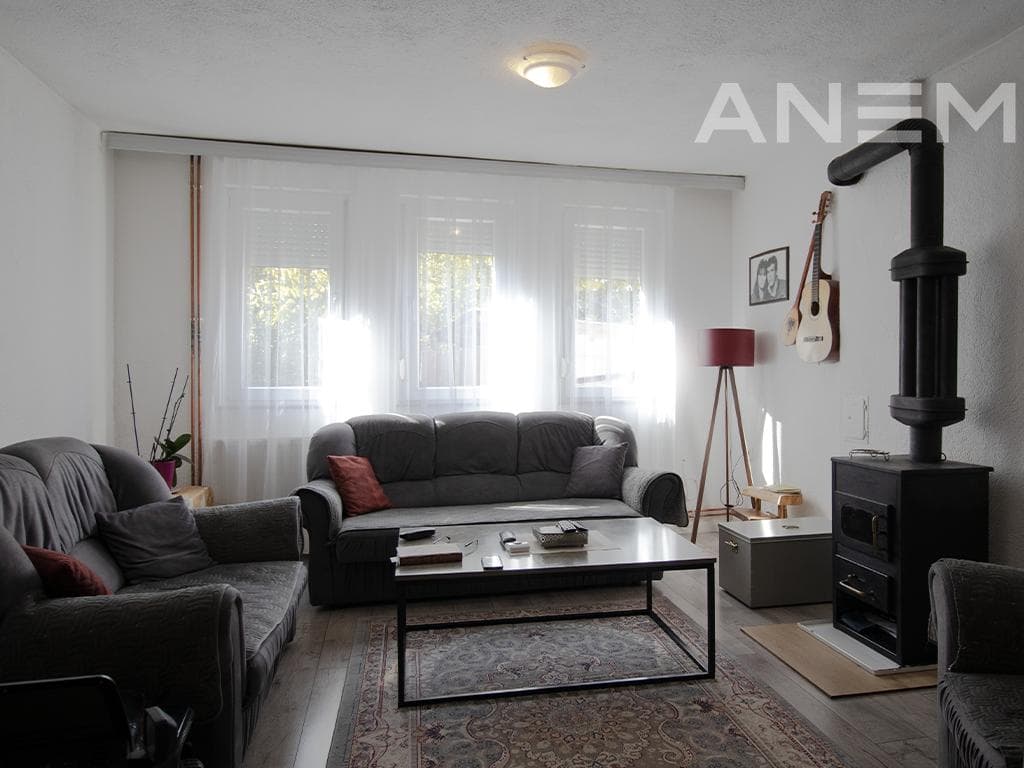 Shtëpi në shitje 240m² në Bërnicë të Poshtme