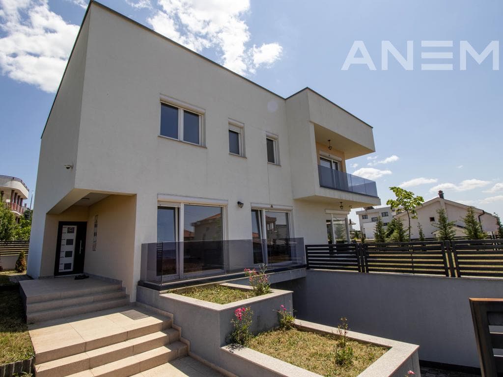 Shtëpi në shitje 457m² në Çagllavicë 2