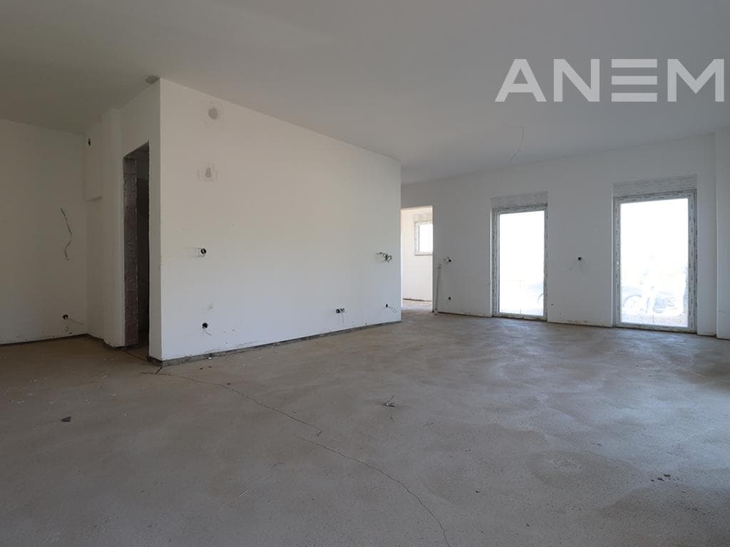 Shtëpi në shitje 193.11m² në lagjen Royal Green Residence 3