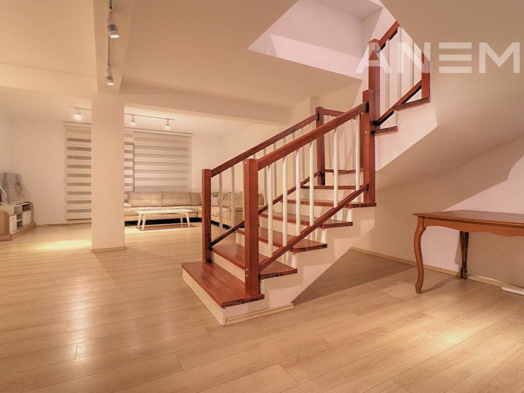 Shtëpi me qira 174m² në Marigona Residence