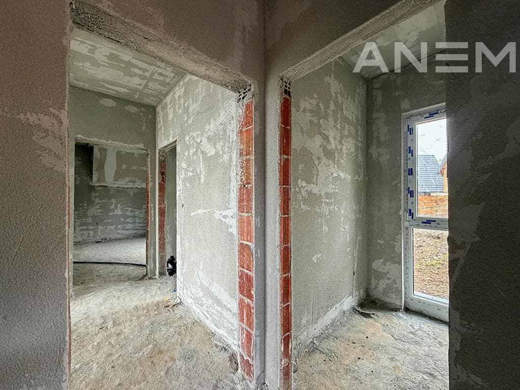 Vilë në shitje 140m² në Novobërdë
