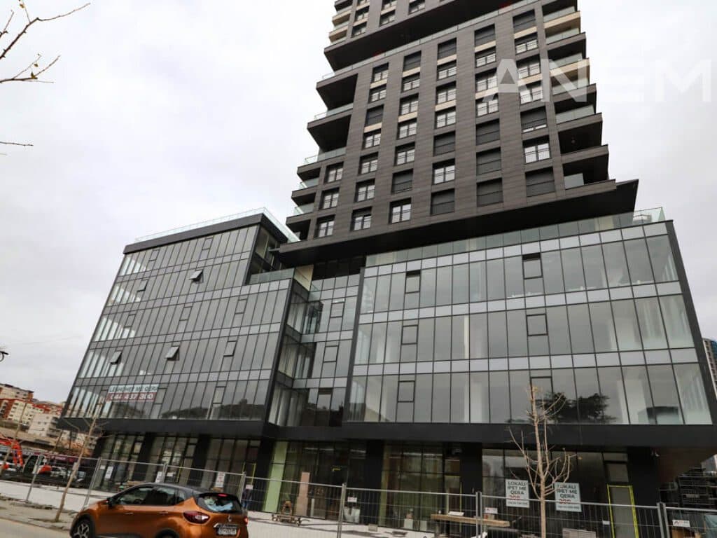 Zyre me qira 500m² në lagjen Lakrishtë - Prime Residence