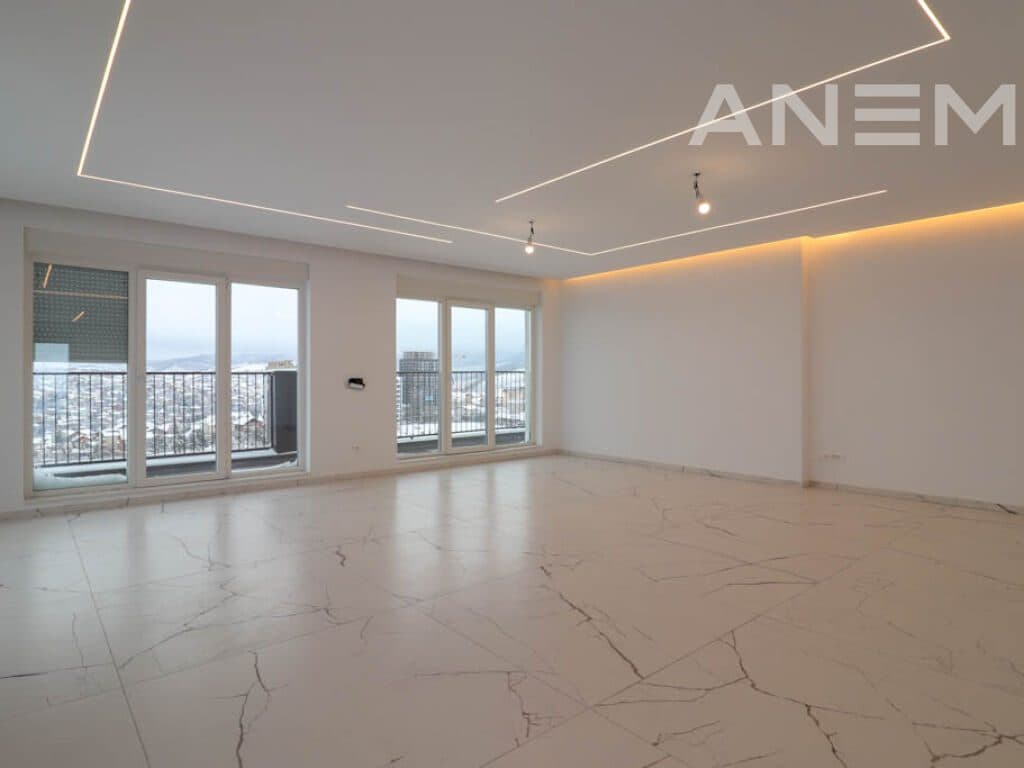 Penthouse me qira 300m² + 100m² tarracë në lagjen Bregu i Diellit