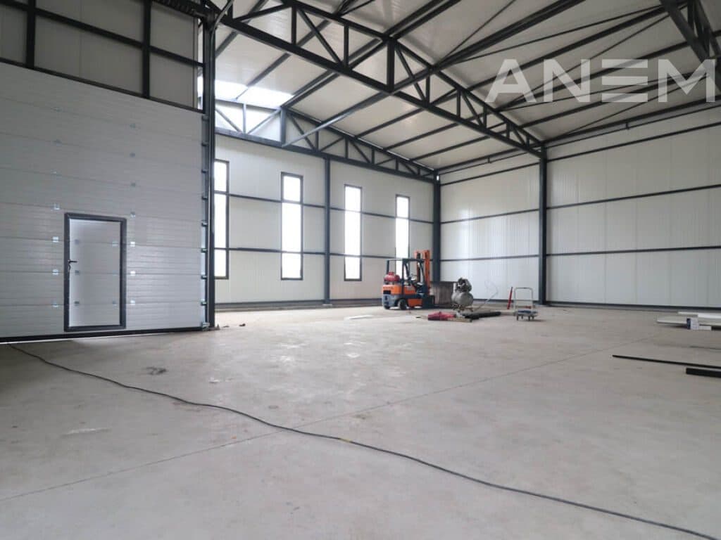 Depo me qira 650m² në magjistralen Prishtinë - Çagllavicë