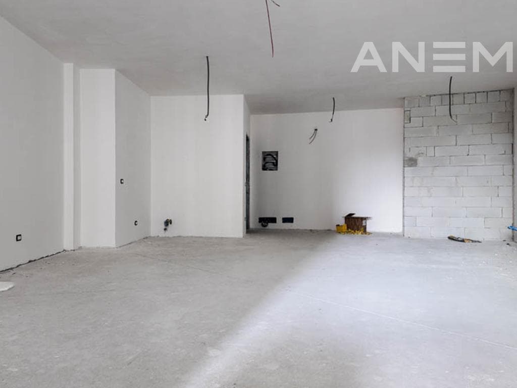 Banesë në shitje 156.8 m² në lagjen Lakrishtë 3
