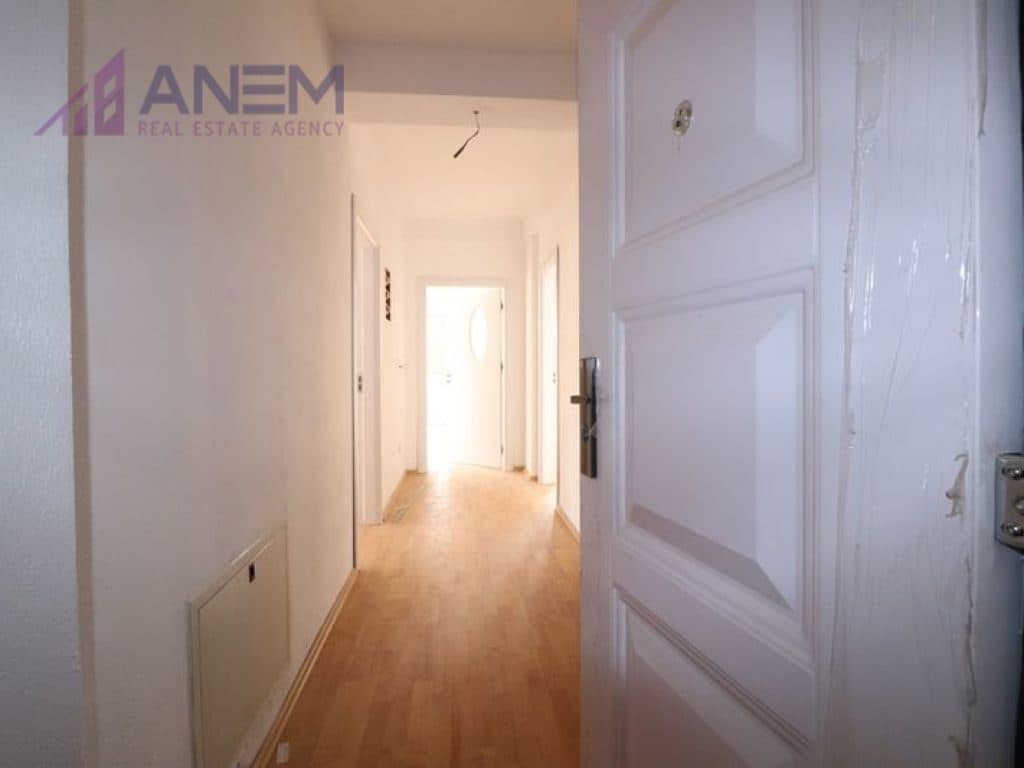 Banesë në shitje 94m2 në Mat 2