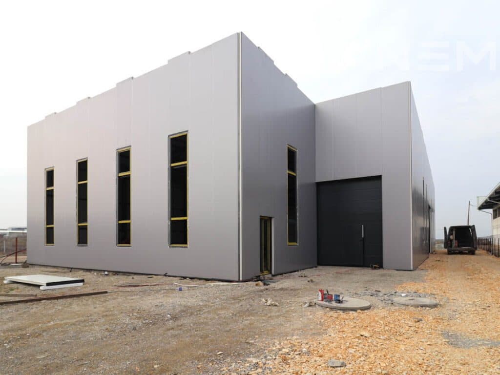 Depo me qira 650m² në magjistralen Prishtinë - Çagllavicë