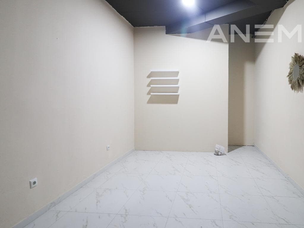 Lokal me qira 85m² te Rruga C