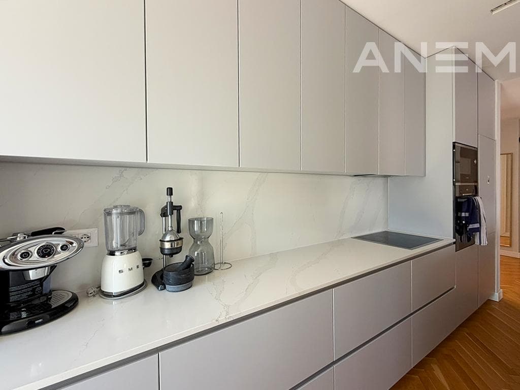 Penthouse në shitje 124m² + 95m² tarrace në Rrugën B 4