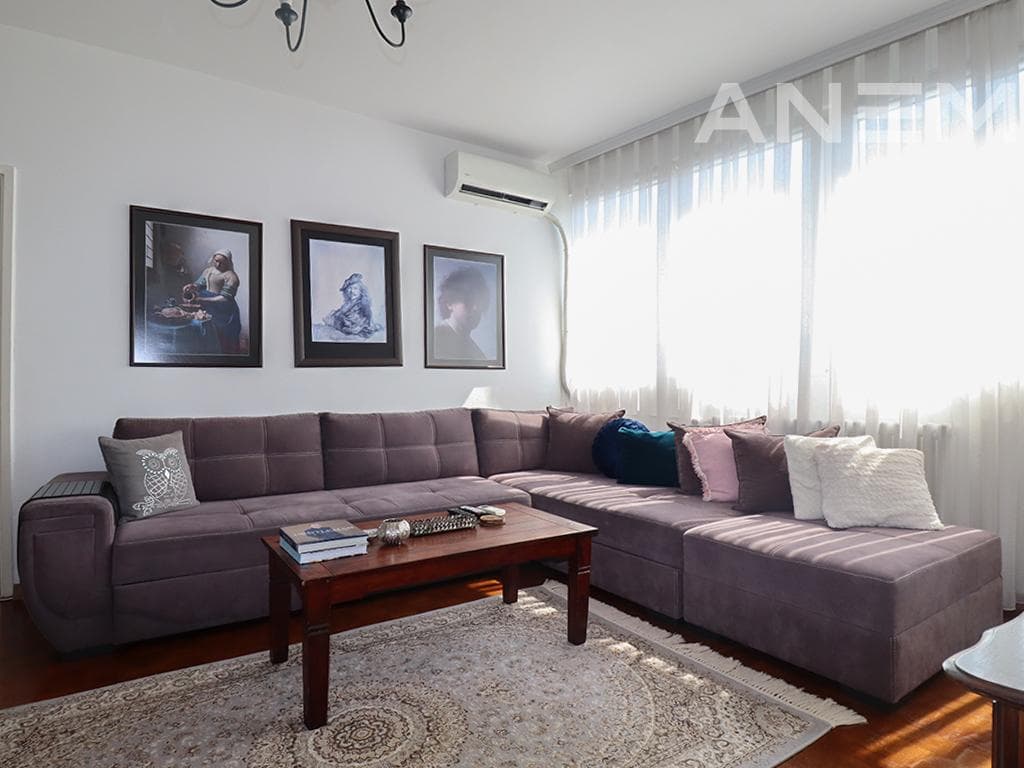 Banesë në shitje 67m² në Qendër 2