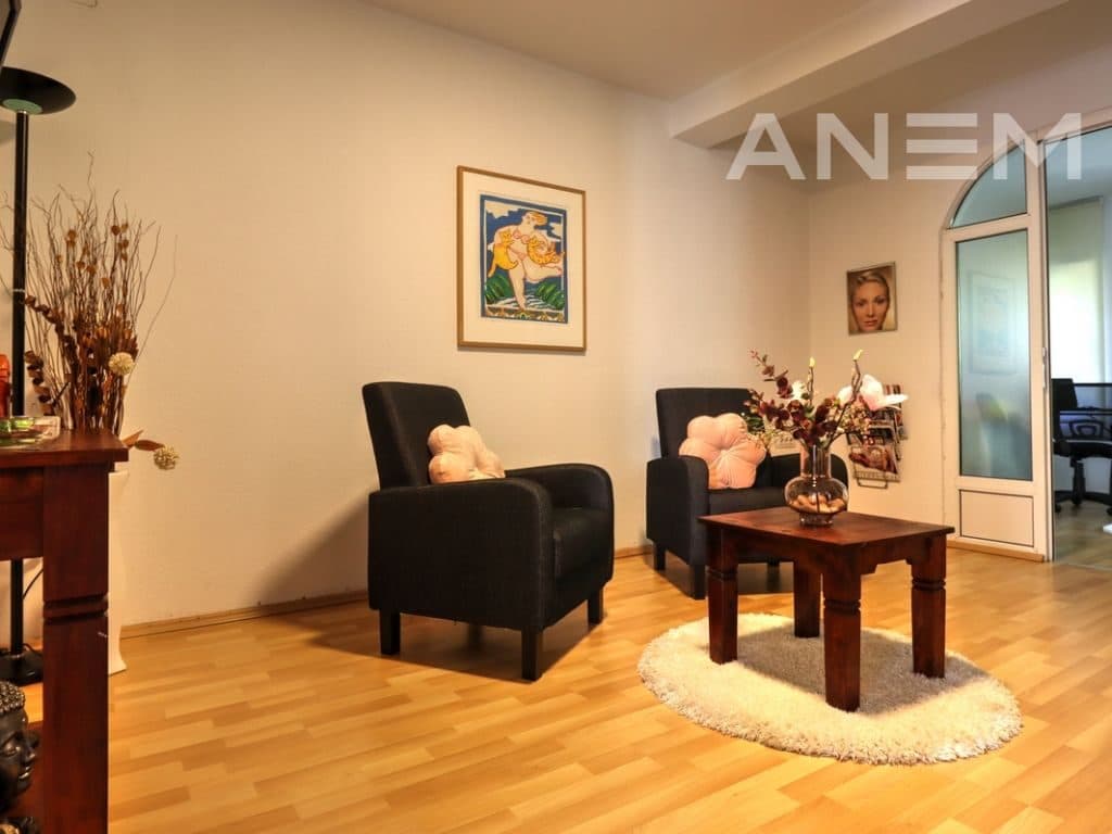 Zyre me qira 280m2 në Arbëri 2