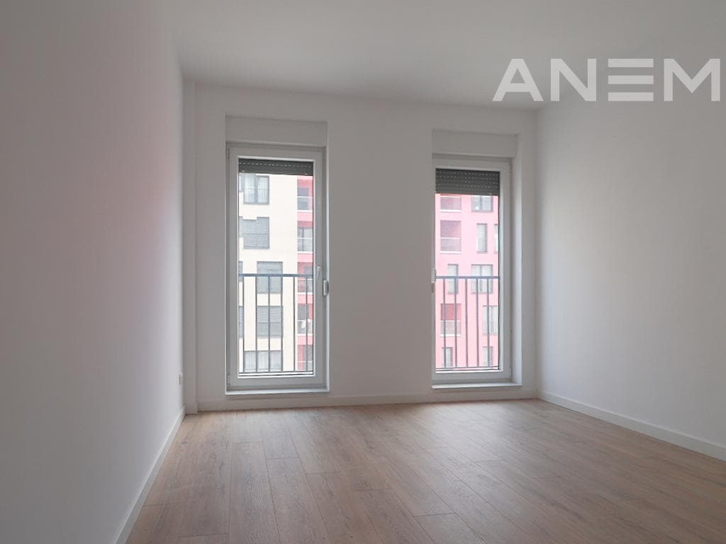 Banesë në shitje 86m² në Rrugën C